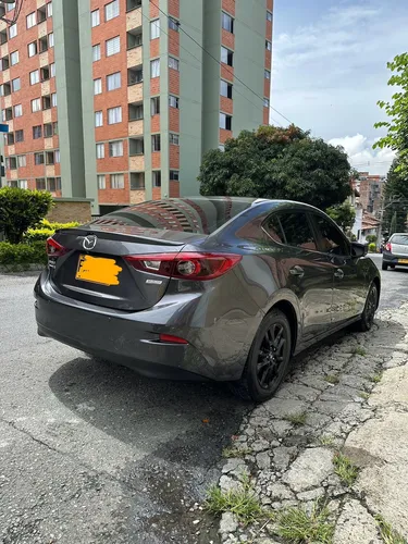 Mazda 3 2.0 Touring At