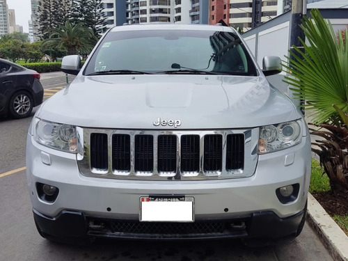 Alta Gama 4x4 Plata Asientos Cuero Lunas Polarizado Sensor