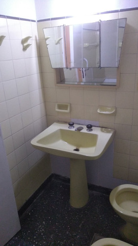 Imagen 14 de 14 de Departamento 3 Ambientes En Planta Baja **muy Bueno**