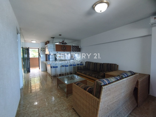 Imagen 10 de 14 de Apartamento En Venta En Camuri Chico