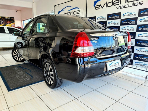 Imagem 2 de 10 de Etios Platinum Sed. 1.5 Flex 16v 4p Mec.