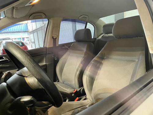 Imagem 14 de 14 de Volkswagen Polo Sedan 2009 1.6 Vht Total Flex 4p