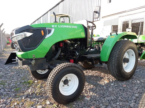 Tractor Para Mantenimiento De Parques Chery 4x2 - Financiado