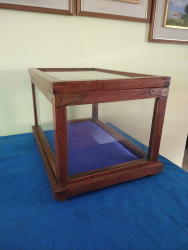 Vitrine Expositora Antiga De Madeira E Vidro. (Usado)