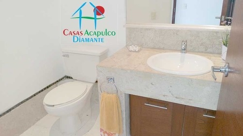 Imagen 7 de 14 de Cad Quinta Del Mar C 101. Terraza Con Asoleadero Y Jacuzzi