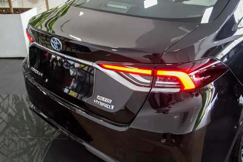 Toyota Corolla 1.8 Hybrid Altis Premium Flex Cvt
