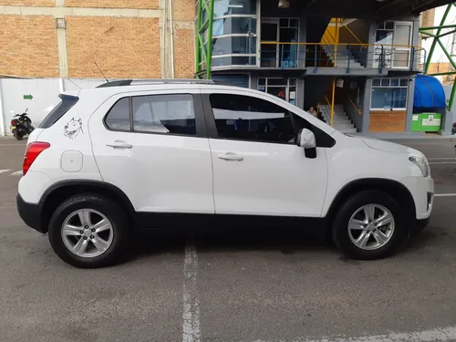 Chevrolet Tracker LS 1.8cc MT AA 4X2