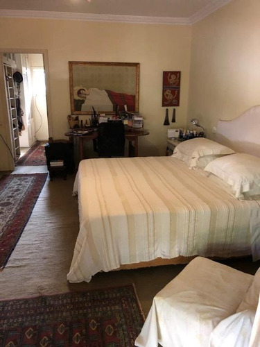Casa À Venda No Bairro Jardim Europa - São Paulo/sp - O-10370-19799