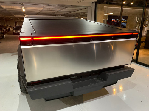 Tesla Cybertruck Cyberbeast