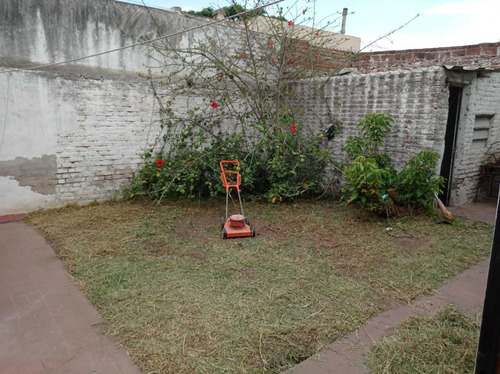 Se Vende Casa En Bº San Vicente A Metros De Av. San Jeronimo