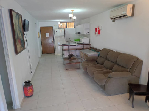 Apartamento Por Temporada Playa El Angel Res. La Orchila