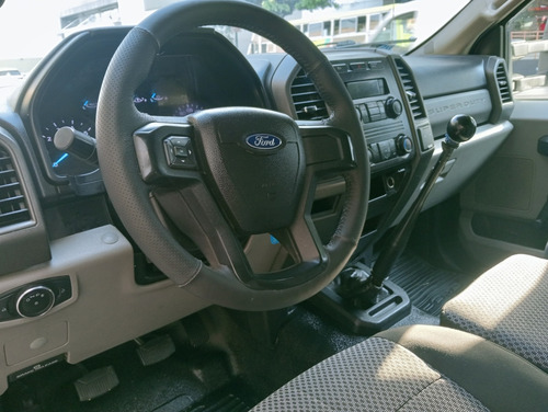 Ford F-350 6.3l Xl 6.2 Mt