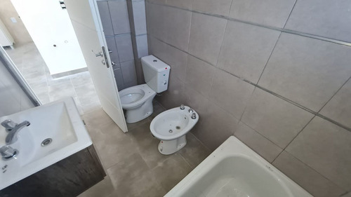 Imagen 9 de 13 de Venta De Departamento 3 Ambientes En Villa Luzuriaga
