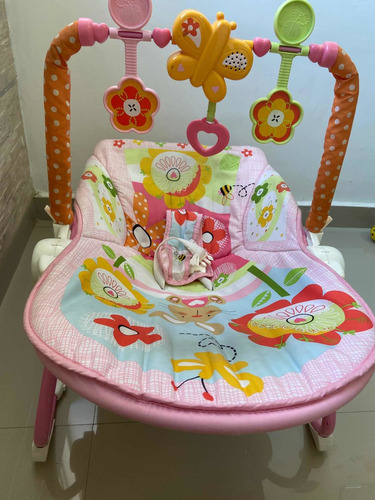 Imagen 4 de 6 de Silla Mecedora Con Vibración Fisher Price Usada