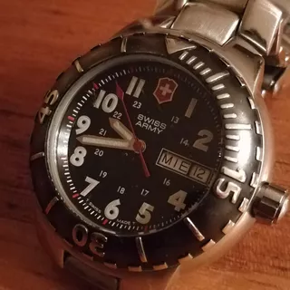 Reloj Diver Swiss Army Wr100m ( Victorinox ) Swiss Coleccion