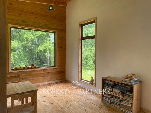 Parcela Con Casa Y Bosque En Panguipulli Ñancul, A...