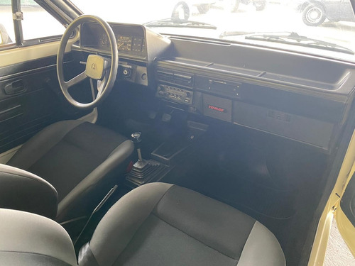 Volkswagen Voyage 1.0 Branco 1982