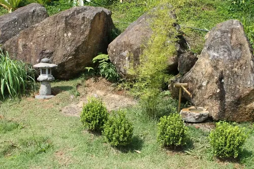 Lanterna De Pedra Para Jardim Japonês Modelo Shimen Nodumi