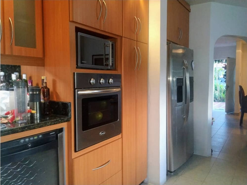 Casa Acogedora De Dos Niveles Urb Picott San Antonio De Los Altos