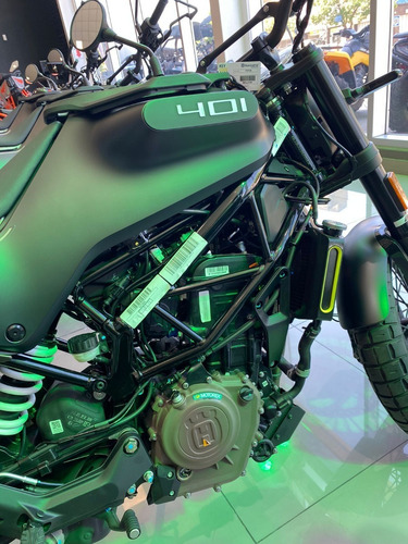 Imagen 7 de 15 de Husqvarna Svartpilen 401 | Financiacion Exclusiva