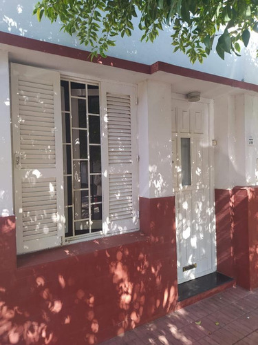 Imagen 5 de 28 de Casa - Barrio 9 De Julio