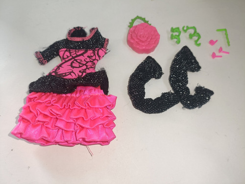 Monster High  Conjunto Venus Ghouls Night Out Accesorios 