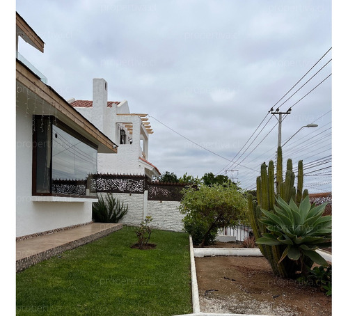 Magnífica Casa En San Joaquin Con Piscina Temperada Y Spa