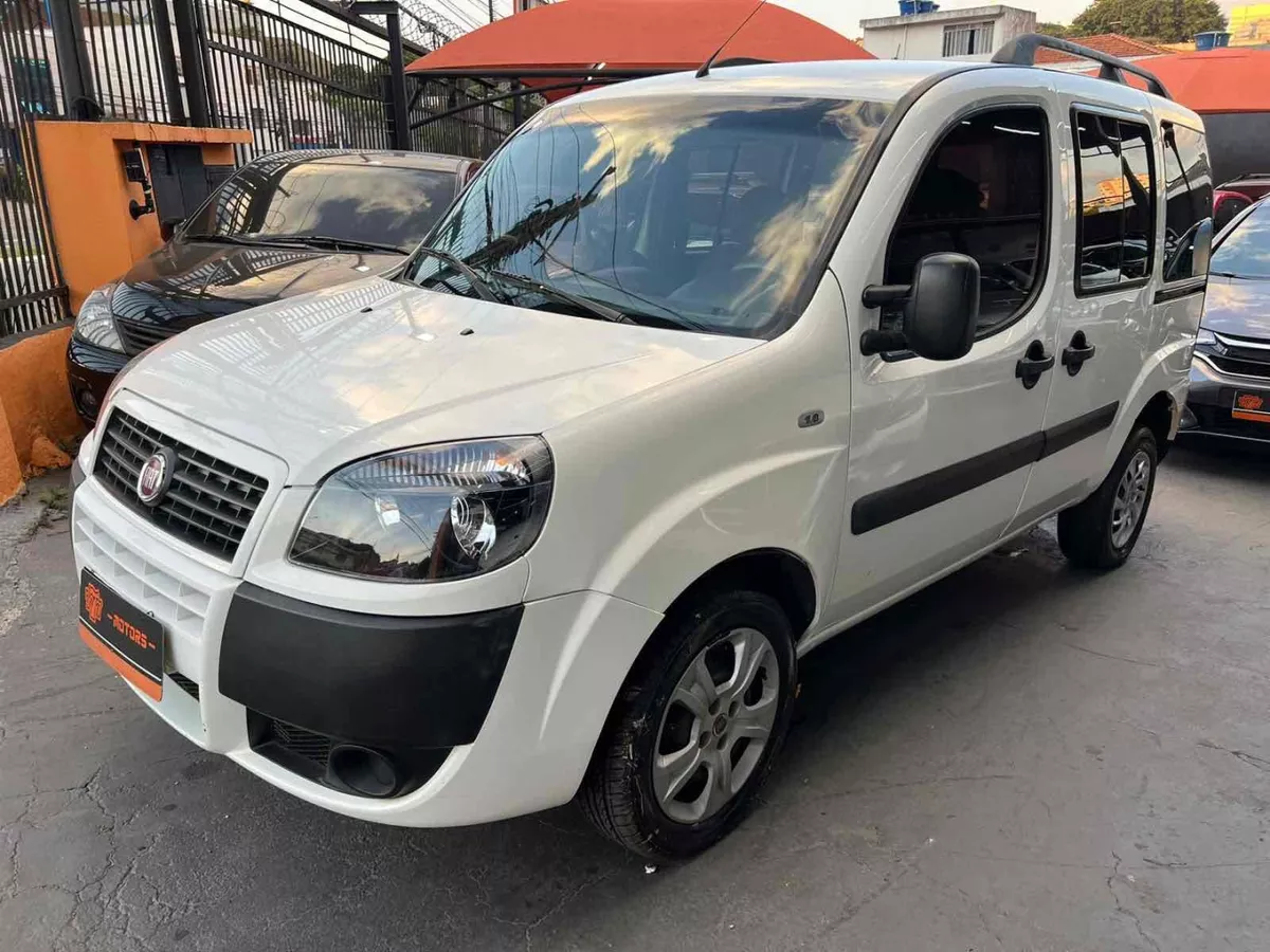 Fiat Doblo 1.8 MPI ESSENCE 7L 16V FLEX 4P MANUAL