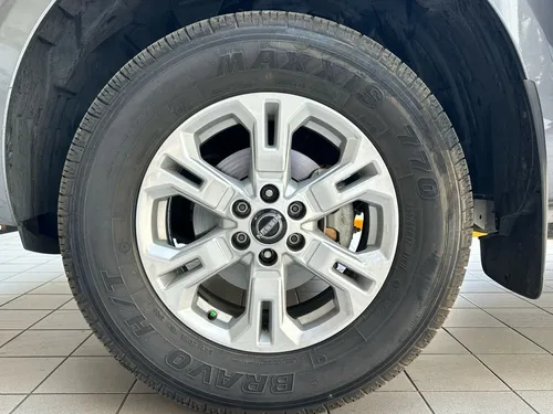 Nissan Np-300 Frontier Se Tm