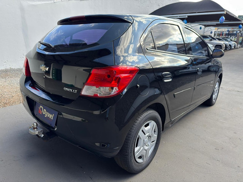 Chevrolet Onix 1.0 Lt 5p