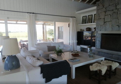Imagen 4 de 30 de Venta De Casa 4 Dormitorios En Pueblo Mio, Manantiales