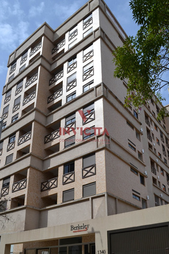 Imagem 3 de 30 de Cobertura Com 2 Dormitórios À Venda Com 166m² Por R$ 782.800,00 No Bairro Centro - Curitiba / Pr - Aa 1382
