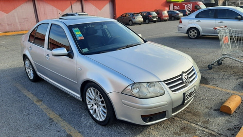 Imagen 7 de 12 de Volkswagen Bora 2009 1.8 Highline T 180cv