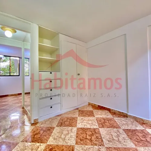 Apartamento En Venta En Medellín - Tricentenario Cod 68714