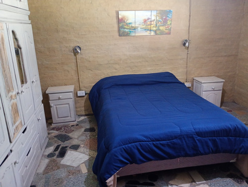 Alquilo Cabaña Estilo Casa Quinta Con 2 Habitaciones