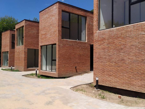 Cóndor Bajo - Dúplex De Dos Dormitorios En Housing A Estrenar - Villa Allende