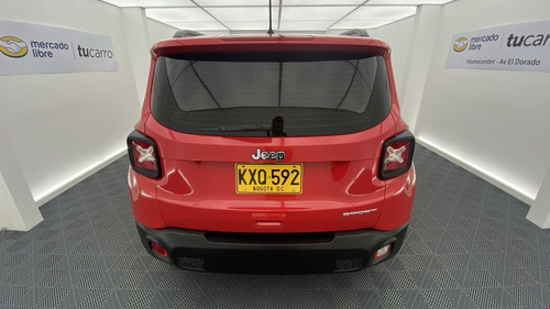 Imagen 7 de 25 de Jeep Renegade 2023 Sport 1.8