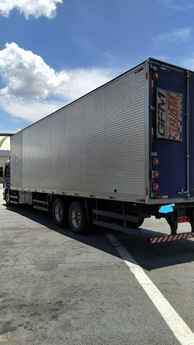 Caminhão Scania P250