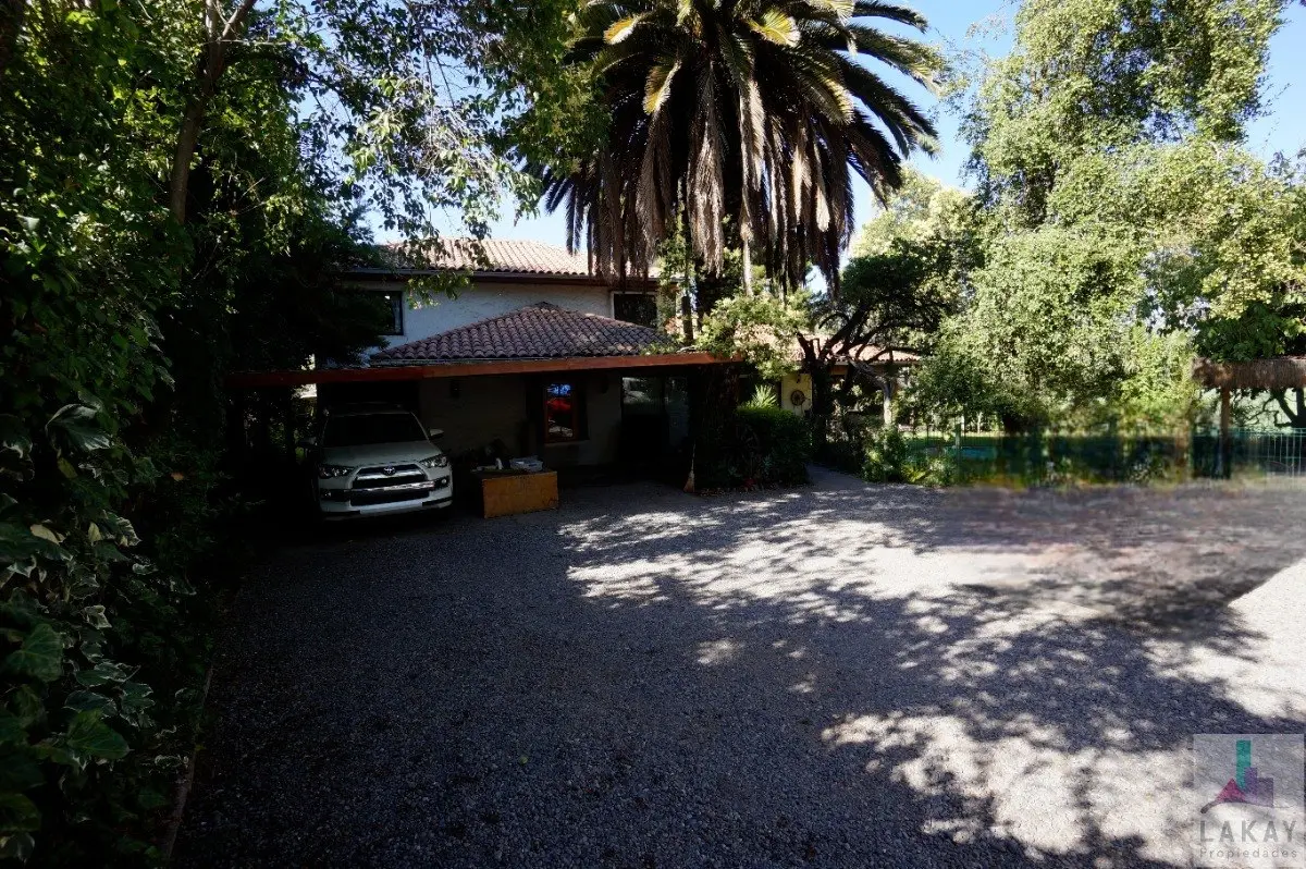 Imagen 1 de 30 de Casa Familiar Tipo Colonial Con 7d Y 5b En Un Terreno 1025m2