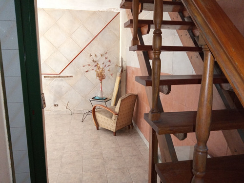Morón Centro-dueño-casa Y Local Comercial - Para Reciclar