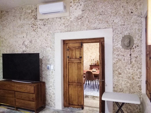 Imagen 13 de 20 de Casa - Mérida Centro A 2 Cuadras Del Parque De Santiago Casa Remodelada Con Alberca (vc-1651)
