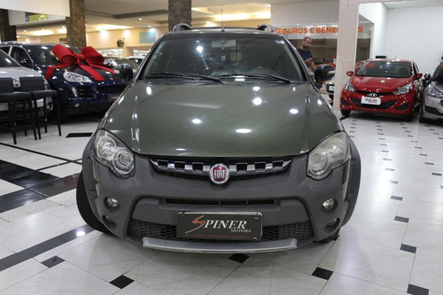Fiat Strada 1.8 16v Adventure Cab. Dupla Flex 2p
