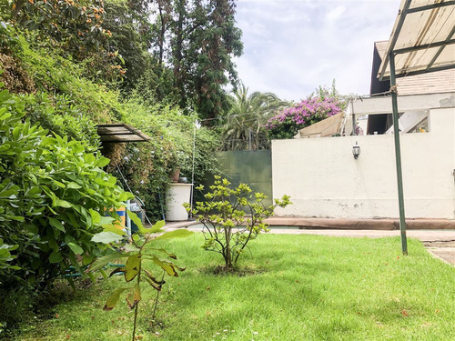 Casa En Venta De 5 Dorm. Luis Pasteur / Joaquín Cerda