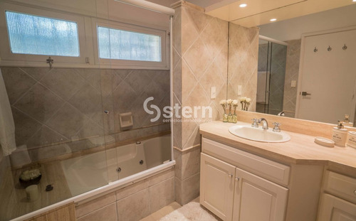 Imagen 9 de 17 de Venta Exclusiva Casa 6 Dormitorios, Playa Mansa, Punta Del Este Uruguay