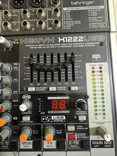 Behringer Xenyx X1222usb Mezclador De 8 Canales (Usado)