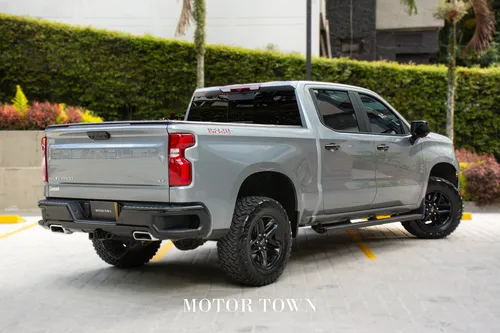 Chevrolet Silverado 5.3 Z71 4X4 At