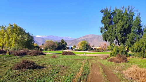 Sitio En Venta En Brisas De Chicureo