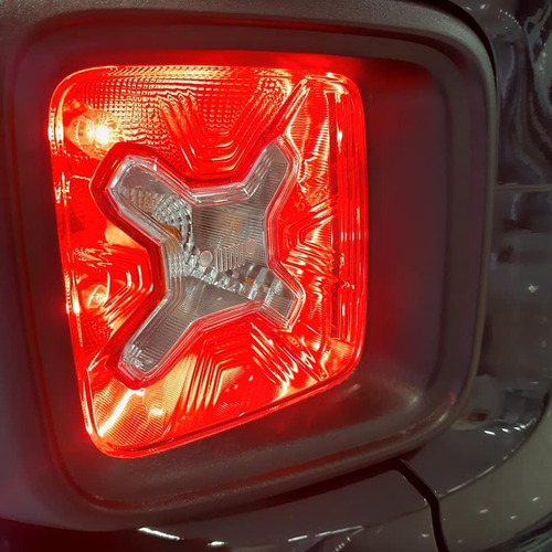 Imagen 14 de 15 de Jeep Renegade Sport Manual 1.8 Tomamos Su Usado #13