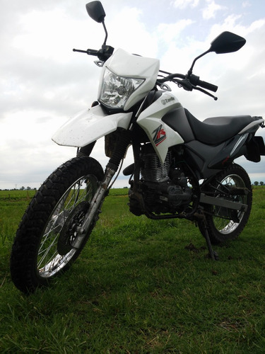Imagen 3 de 8 de Moto Zanella Zr 200cc