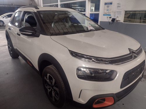 Imagen 3 de 15 de Citroën C4 Cactus Feel Pack Look 1.6 Manual